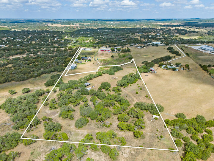 Property Photo: 31301 Ranch Road 12 TX 78620