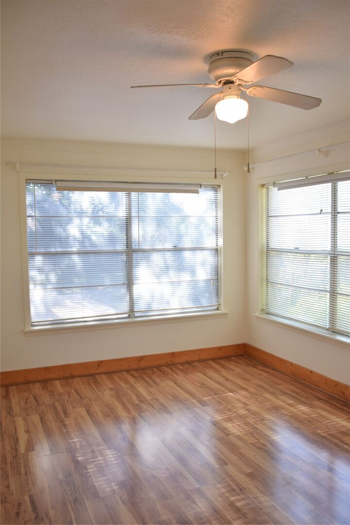 Property Photo: 1601 Pine Street TX 78626
