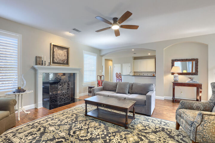 Property Photo: 2801 Lenwood Court TX 78738