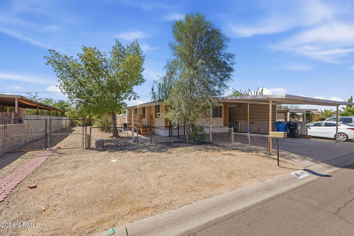 Property Photo:  2007 E Michigan Avenue  AZ 85022 