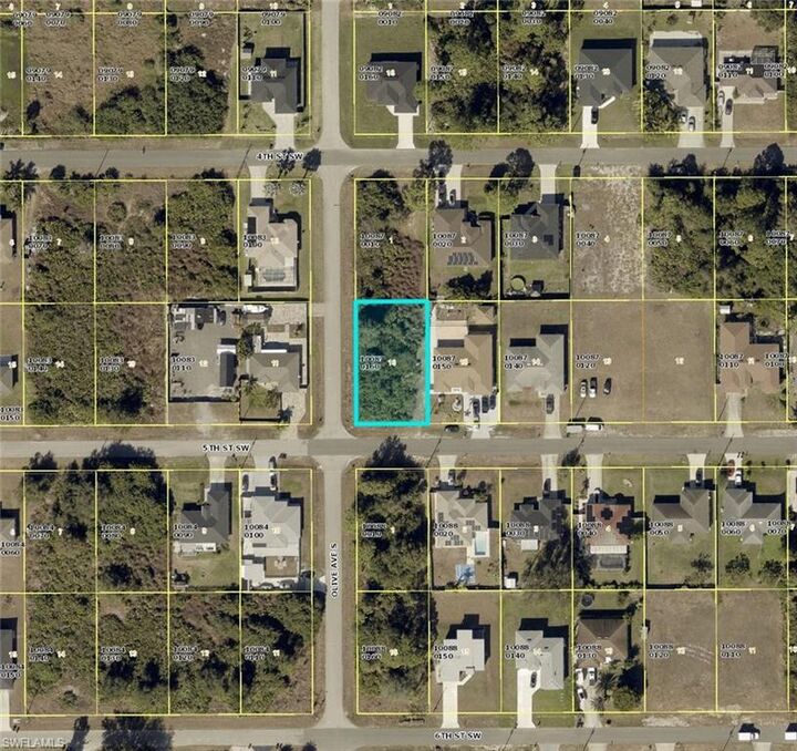 Property Photo: 3114 5th St SW FL 33976