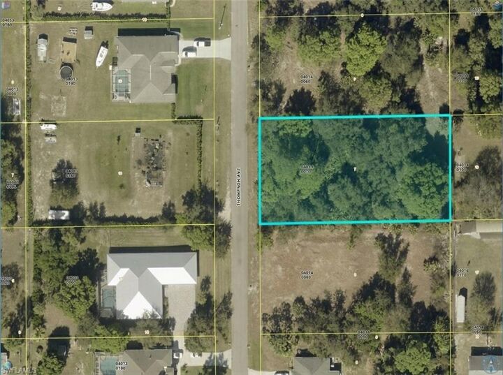 Property Photo:  510 Thompson Ave  FL 33972 