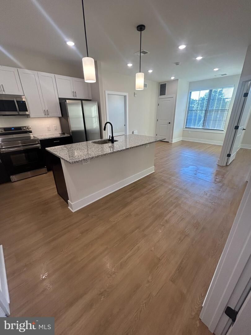 Property Photo: 624 Main Street 414 PA 19468