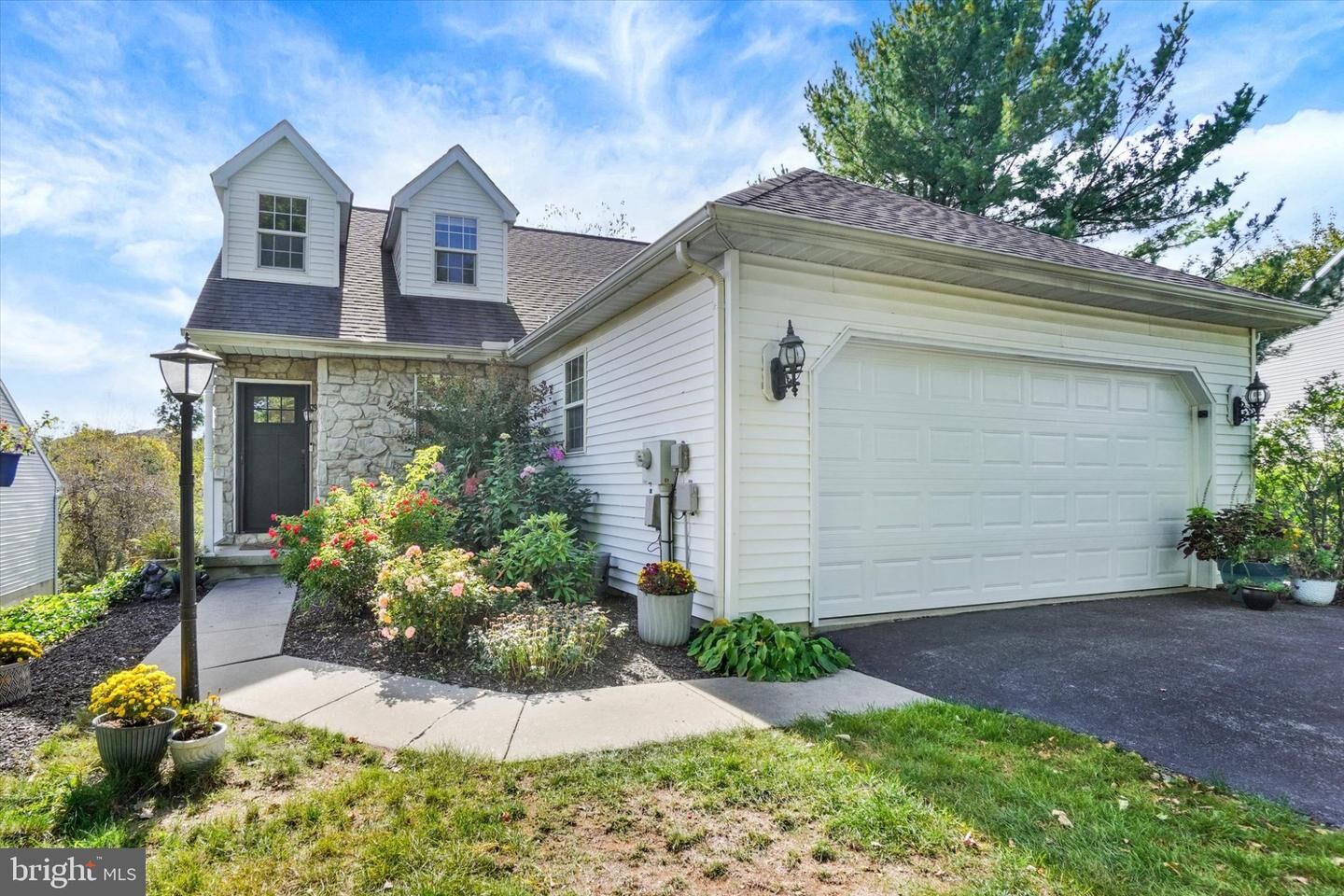 Property Photo:  625 Misty Hill Lane  PA 17313 