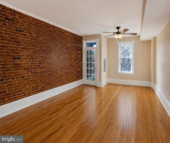Property Photo:  240 14th Street NE  DC 20002 