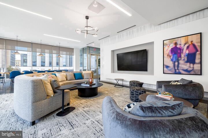 Property Photo:  1125 Sansom Street 418  PA 19107 