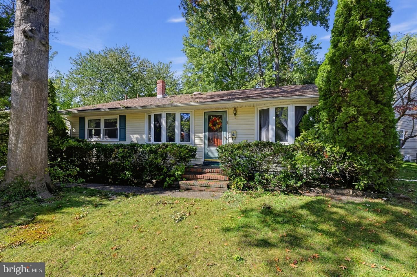 Property Photo: 327 Tavistock Boulevard NJ 08033