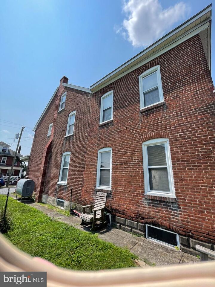 Property Photo: 317 W Race Street PA 19464