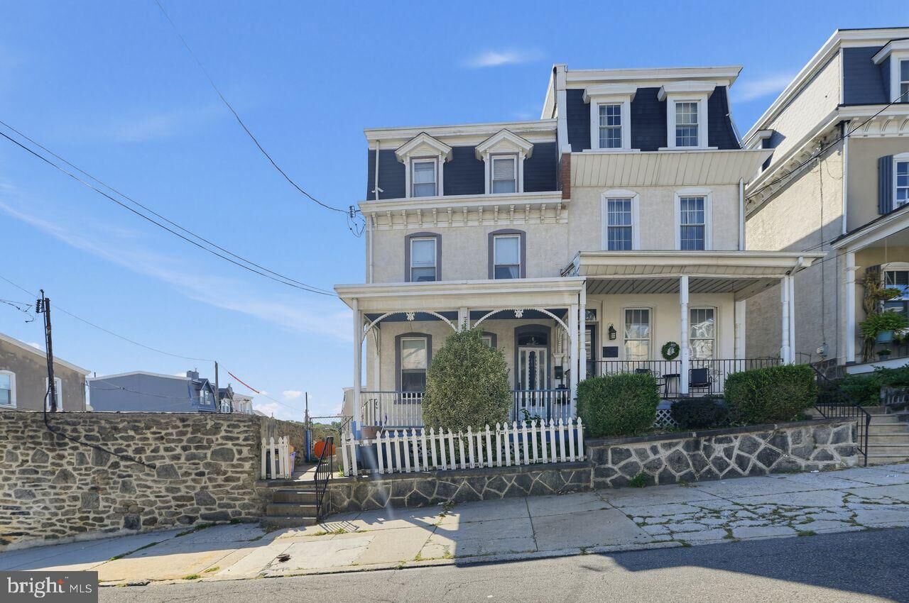 Property Photo:  4118 Manayunk Avenue  PA 19128 