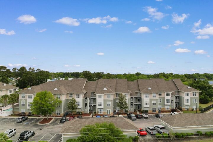 Property Photo: 70 Addison Cottage Way 221 SC 29576