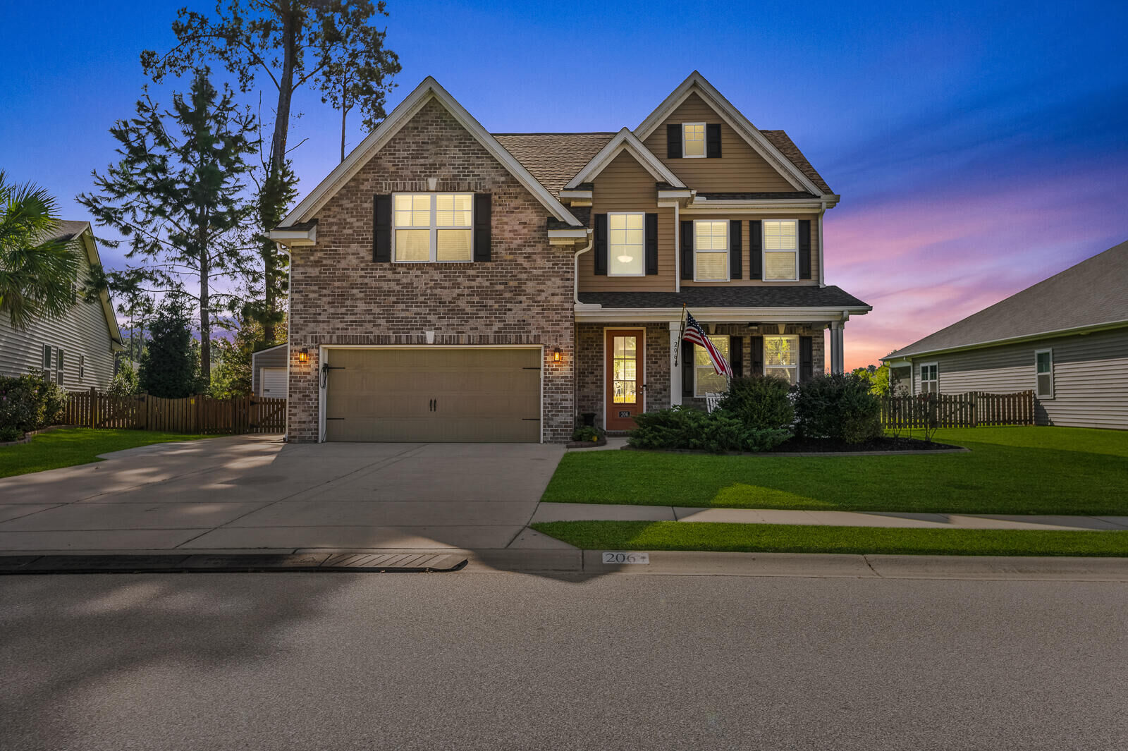 Property Photo: 206 Yeamans Way SC 29483