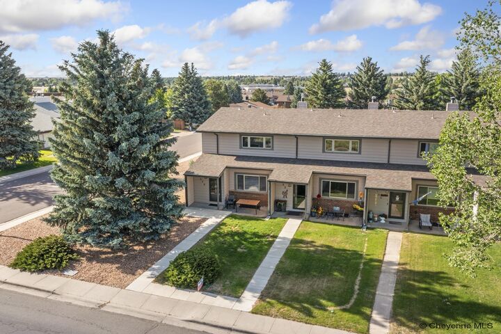 Property Photo: 338 Manewal Dr WY 82009