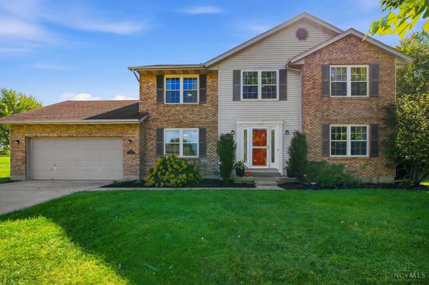 Property Photo:  5015 Grandin Ridge Drive  OH 45011 