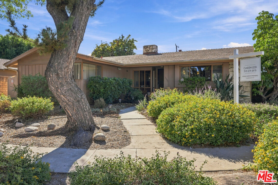 Property Photo:  5525 Saloma Ave  CA 91411 