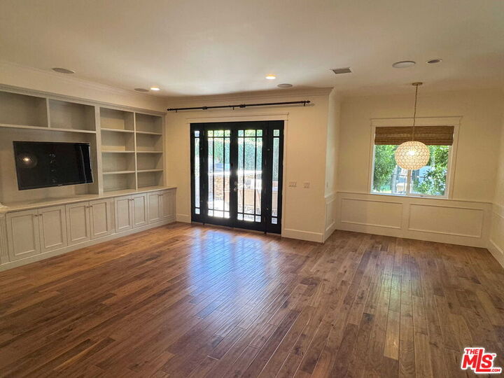 Property Photo:  4309 Shadyglade Ave  CA 91604 