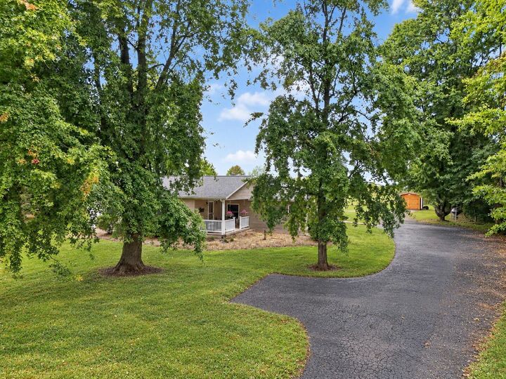 Property Photo: 11120 Jug Street OH 43031