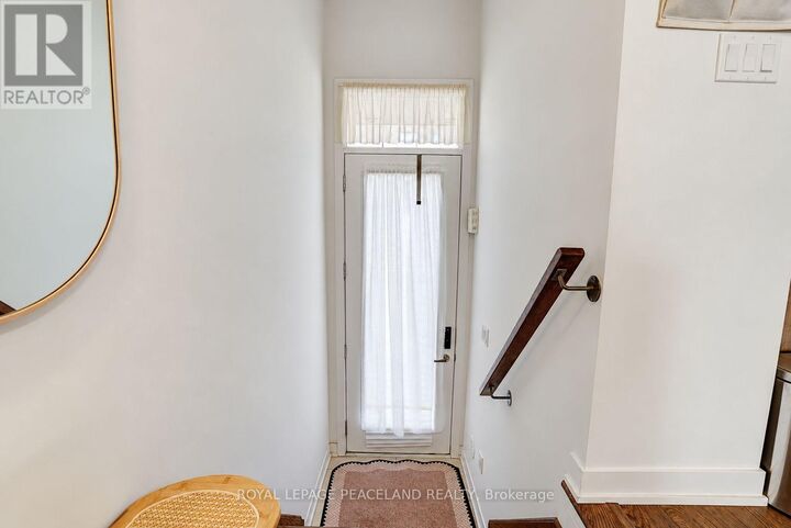 Property Photo:  127 Green Gardens Boulevard  ON M6A 0E2 