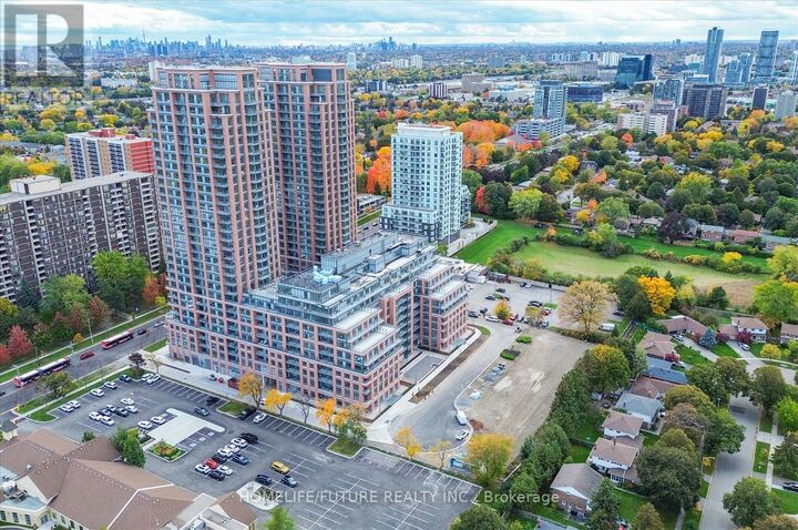 Property Photo: 3260 Sheppard Avenue East 1906 ON M1T 0B5