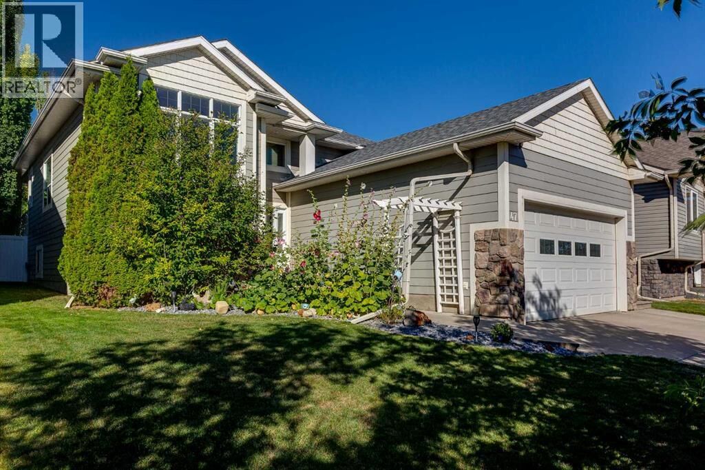 Property Photo:  47 Webster Drive  AB T4N 7G4 