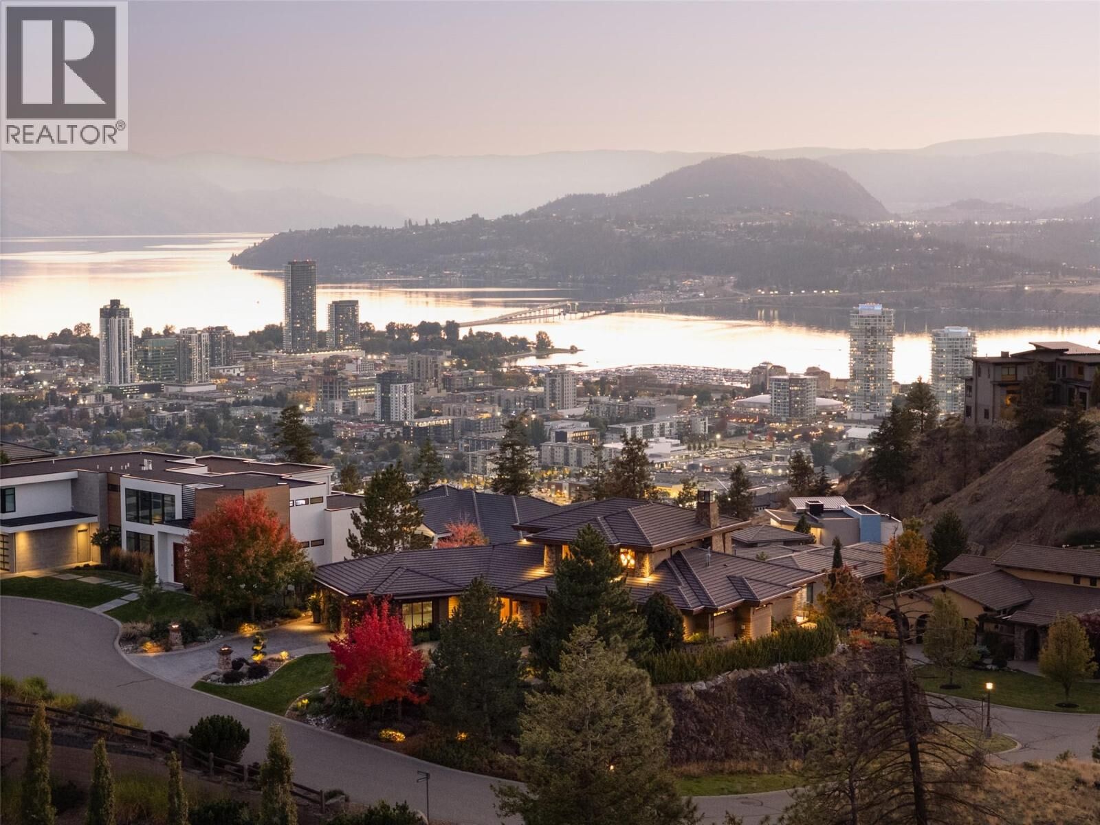 Property Photo:  706 Highpointe Court  BC V1V 2Y3 