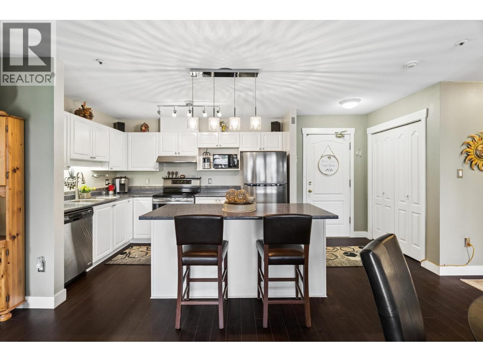Property Photo:  2968 Burlington Drive 414  BC V3B 7N4 
