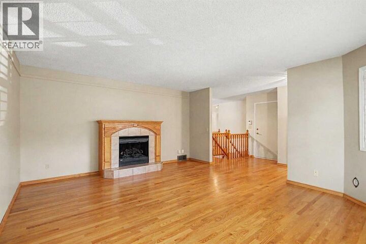 Property Photo: 164 Strathaven Circle Southwest AB T3H 2N5