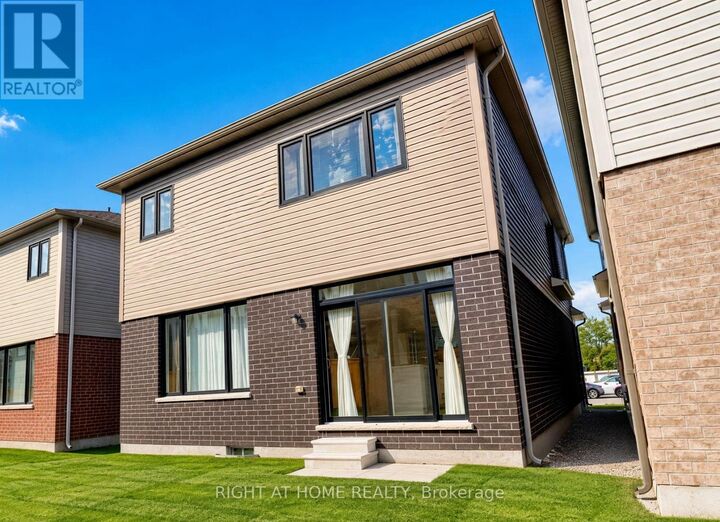 Property Photo:  108 Nottingham Road  ON L9J 0L4 