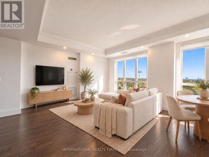 Property Photo:  100 Harrison Garden Boulevard 925  ON M2N 0C2 