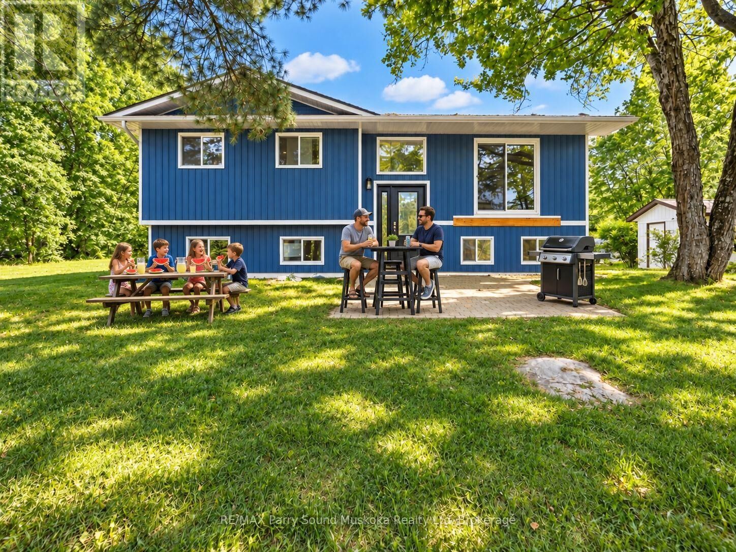 Property Photo:  135 Hwy 559  ON P0G 1G0 
