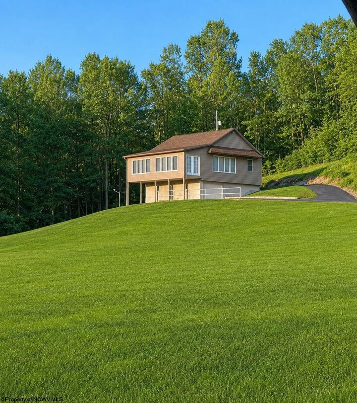 Property Photo: 97 Indian Oaks Lane WV 26250