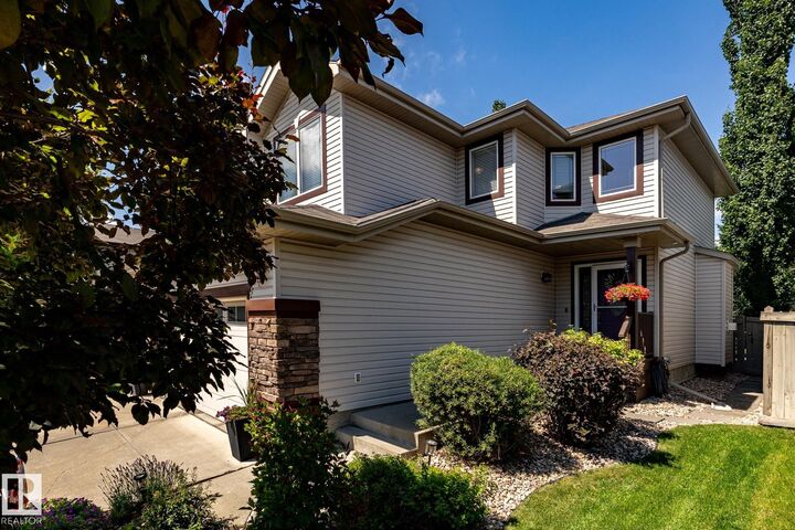 Property Photo:  5820 7 Avenue SW  AB T6X 0G6 