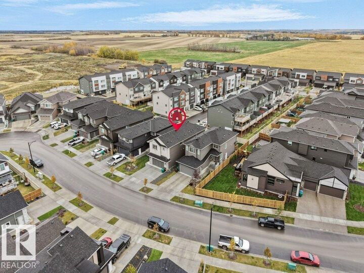 Property Photo:  92 Edgefield Way  AB T8N 7Z9 