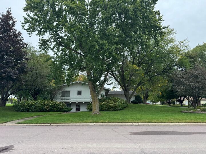 Property Photo:  15 10th Street SE  MN 56097 