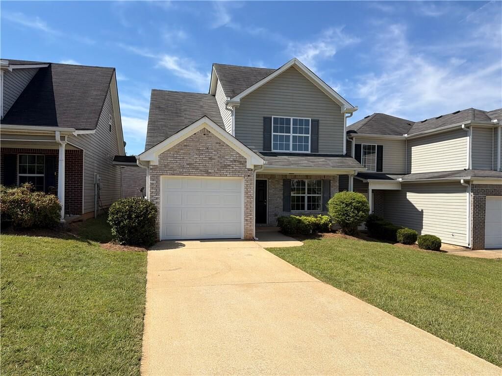 Property Photo:  807 Carlton Pointe Place  GA 30268 