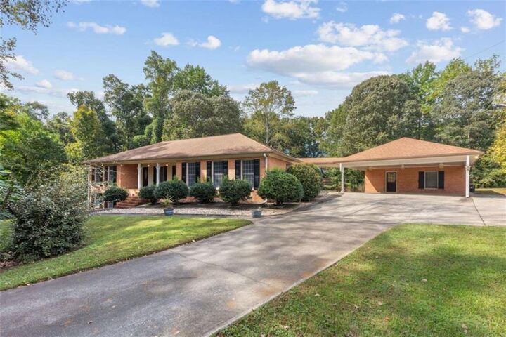 Property Photo:  2570 Benton Drive  GA 30236 