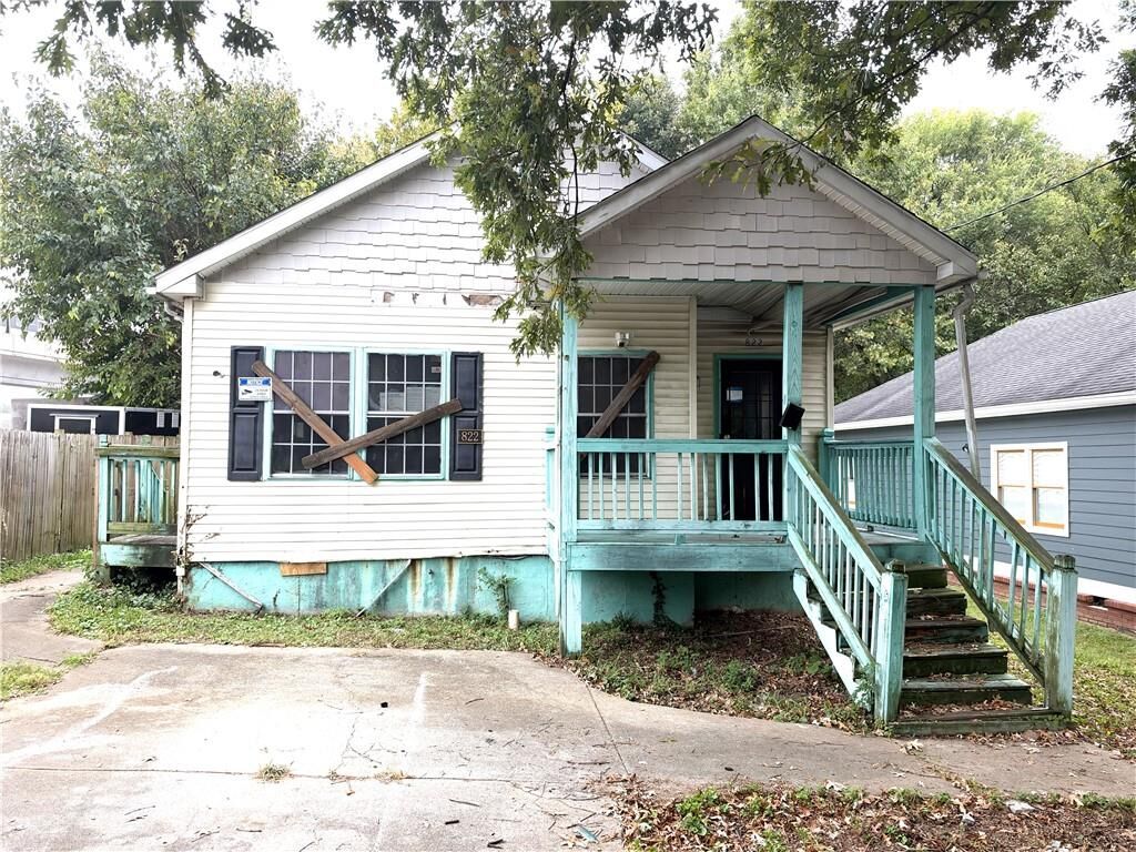 Property Photo: 822 White Street SW GA 30310
