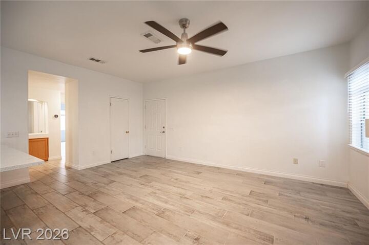Property Photo: 5415 West Harmon Avenue 1057 NV 89103