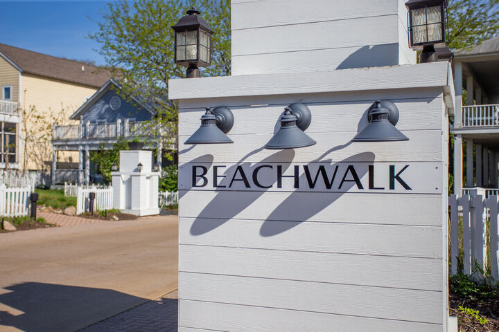 Property Photo:  808 Washington Park Boulevard  IN 46360 