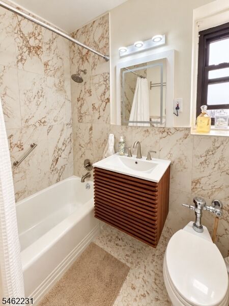 Property Photo:  208 Anderson St  NJ 07601 