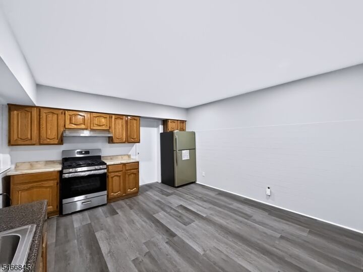 Property Photo: 155 Lafayette St 1 NJ 07105