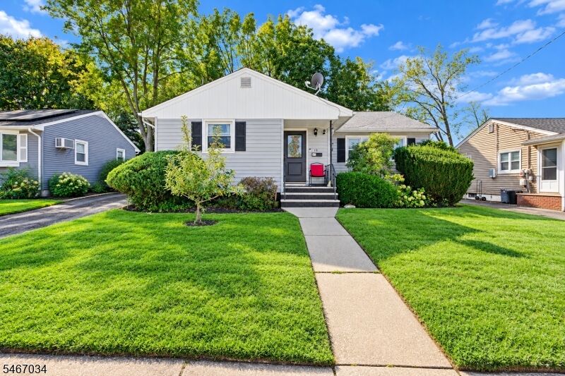 Property Photo:  19 Cona Ct  NJ 07508 