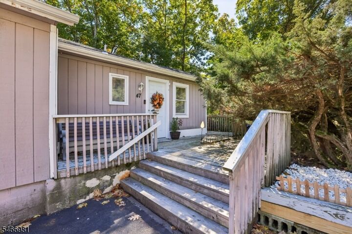 Property Photo:  47 Jefferson Trl  NJ 07843 
