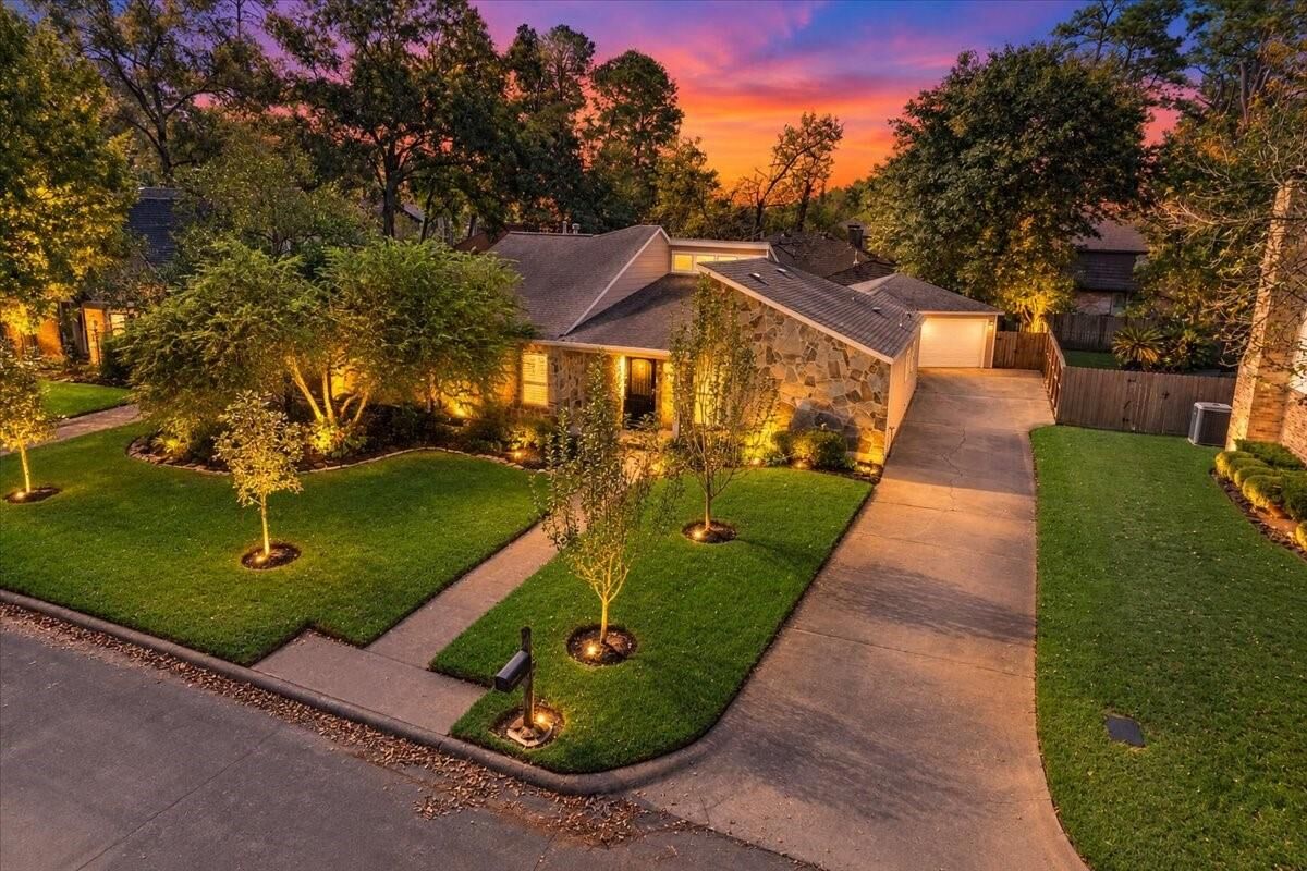 Property Photo:  2214 Lakeville Drive  TX 77339 