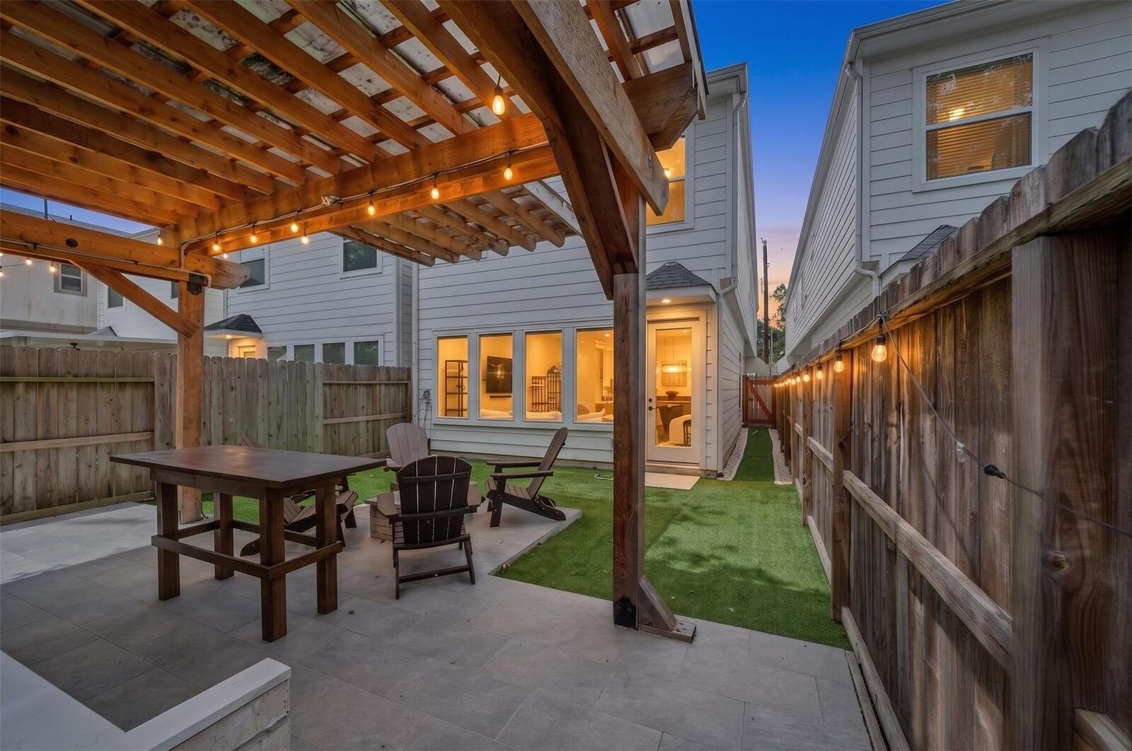 Property Photo: 1128 Malone Street TX 77007