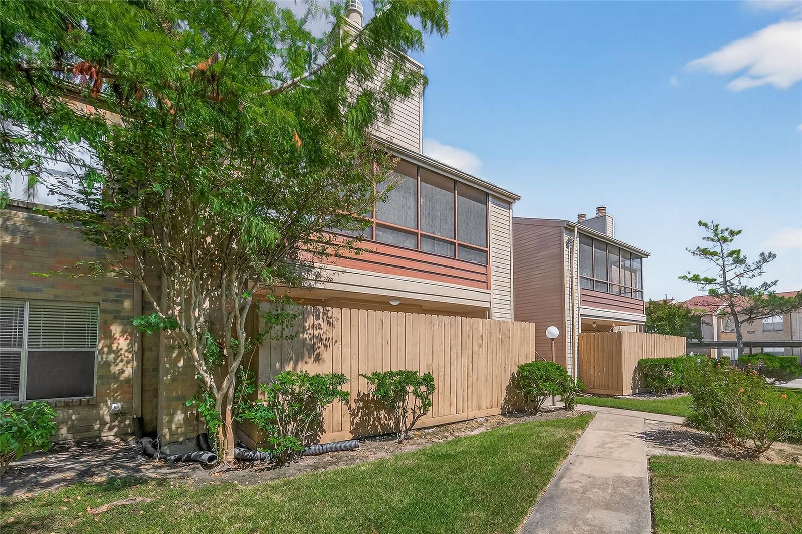 Property Photo: 10555 Turtlewood Court 210 TX 77072