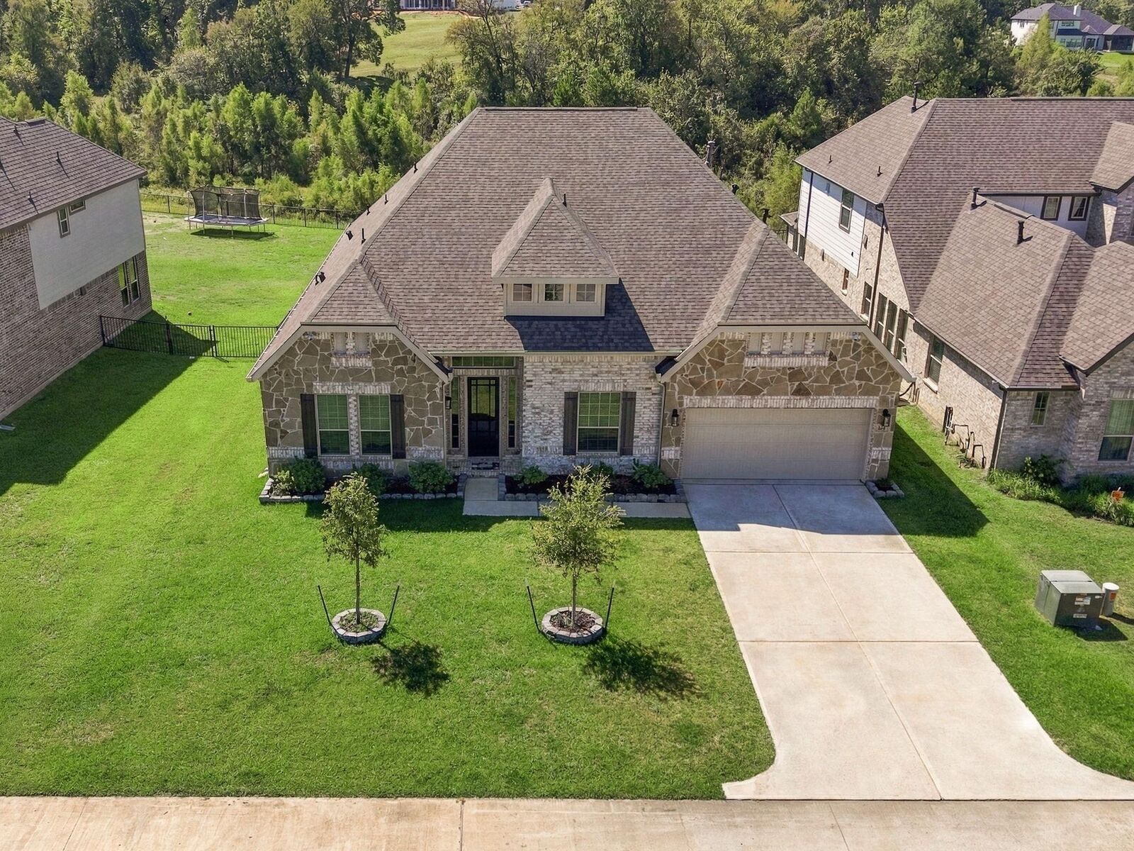 Property Photo: 224 Peninsula Point Drive TX 77356