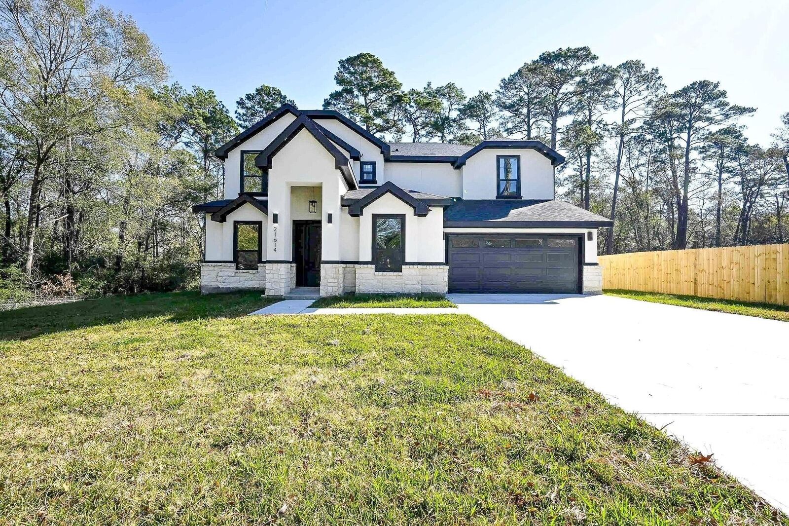 Property Photo: 21614 Lee Road TX 77338