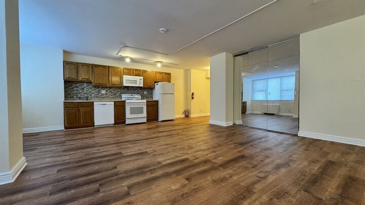 Property Photo:  6040 Blvd East L2  NJ 07093 