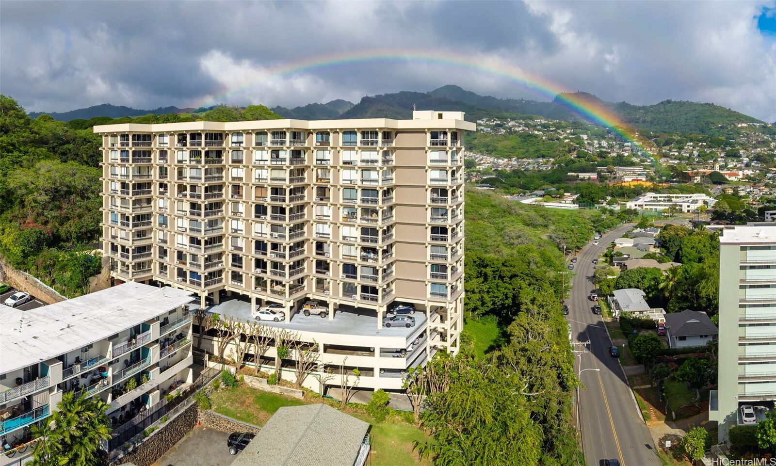 Property Photo:  1022 Prospect Street 807D  HI 96822 