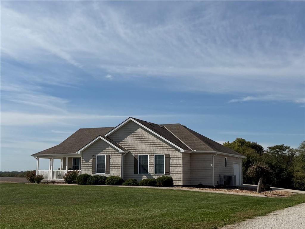 Property Photo: 31659 180th Street MO 64649